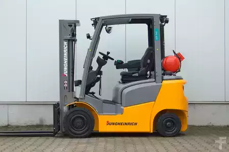 LPG Forklifts 2019  Jungheinrich TFG320 - Triplex (22)