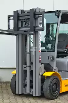 LPG Forklifts 2019  Jungheinrich TFG320 - Triplex (3)