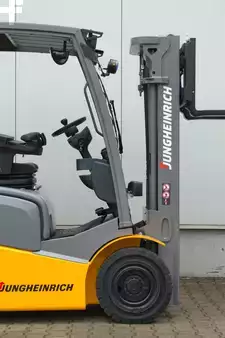 LPG Forklifts 2019  Jungheinrich TFG320 - Triplex (4)