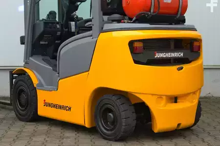 LPG Forklifts 2019  Jungheinrich TFG320 - Triplex (7)