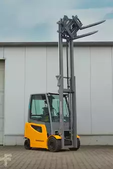 4-wiel elektrische heftrucks 2022  Jungheinrich EFG425ks - Drehgerät (10)