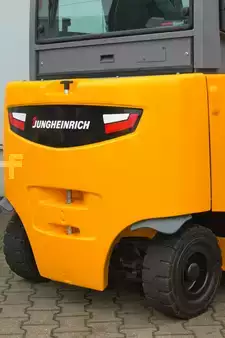 4-wiel elektrische heftrucks 2022  Jungheinrich EFG425ks - Drehgerät (14)