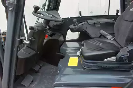 Elektro 4 Rad 2018  Linde E18PH Triplex (13)