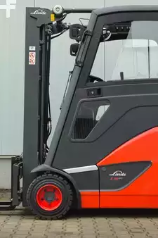 Elektro 4 Rad 2018  Linde E18PH Triplex (14)