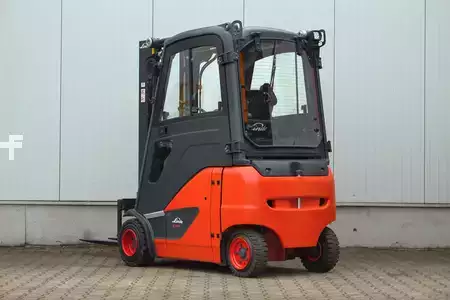 Elektro 4 Rad 2018  Linde E18PH Triplex (25)