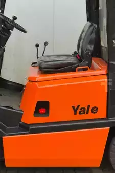 Carretilla elevadora diésel 1998  Yale GDP25TF (17)