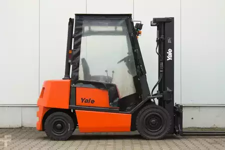 Carretilla elevadora diésel 1998  Yale GDP25TF (3)