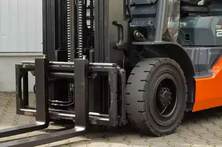 Carretilla elevadora diésel 2016  Toyota 02-8FDF25 (12)