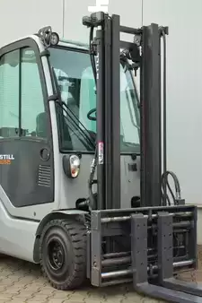 Diesel gaffeltruck 2012  Still RX70-25 (10)