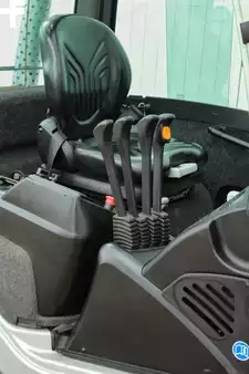 Diesel gaffeltruck 2012  Still RX70-25 (14)