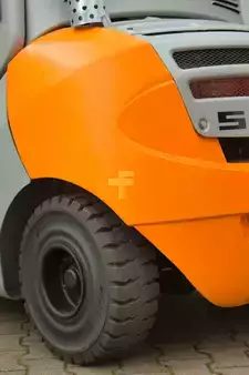 Diesel gaffeltruck 2012  Still RX70-25 (4)