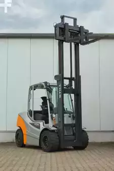Empilhador diesel 2014  Still RX70-50 (17)