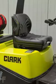 Treibgasstapler 2008  Clark C20SL - Triplex (11)