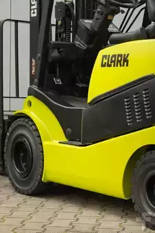 Treibgasstapler 2008  Clark C20SL - Triplex (25)