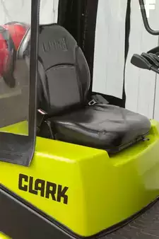 Kompaktní VZV 2010  Clark C15CL - Kompaktstapler (14)