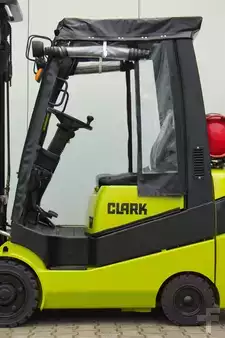 Kompaktní VZV 2010  Clark C15CL - Kompaktstapler (17)