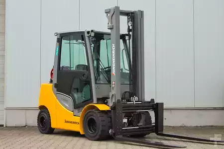 LPG VZV 2019  Jungheinrich TFG435s 3,5t Kabine Zinkenversteller UVV Kabine (1)