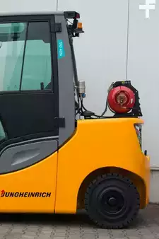 LPG VZV 2019  Jungheinrich TFG435s 3,5t Kabine Zinkenversteller UVV Kabine (24)
