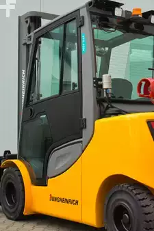 LPG VZV 2019  Jungheinrich TFG435s 3,5t Kabine Zinkenversteller UVV Kabine (9)