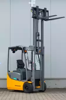 Elektro 3 Rad 2020  Jungheinrich EFG113 Freihub 3m Elektro UVV (5)