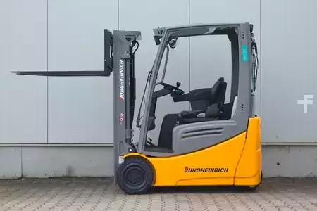 Elektro 3 Rad 2021  Jungheinrich EFG216k (13)