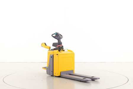 Electric Pallet Trucks 2020  Jungheinrich ERE120 (7)