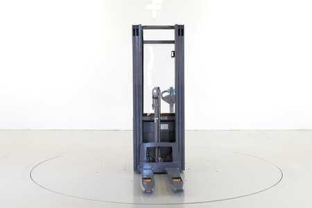 Stapelaars met staplatform 2018  Jungheinrich EJC 214 (6)