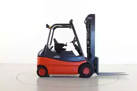 El Truck - 4-hjul 2002  Linde E25-02 (1)