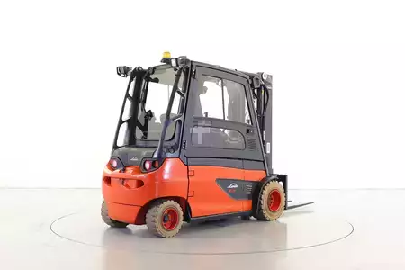 Sähkö - 4 pyör 2017  Linde E35L-01 (2)