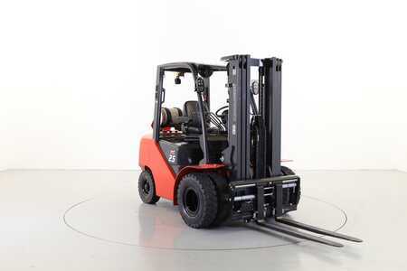 LPG heftrucks 2023  EP Equipment CPYD25-XH3F (8)