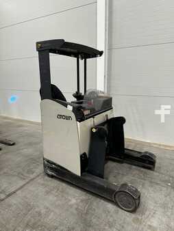 Reach Trucks 2016  Crown Crown ESR5240 (1)