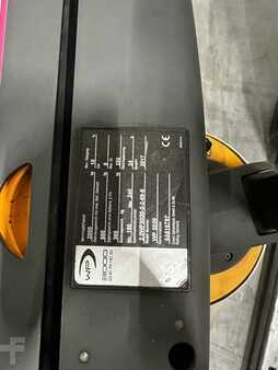 Electric Pallet Trucks 2017  Crown WP2320 (3)