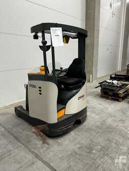 Reach Trucks 2023  Crown ESR 1040 (1)