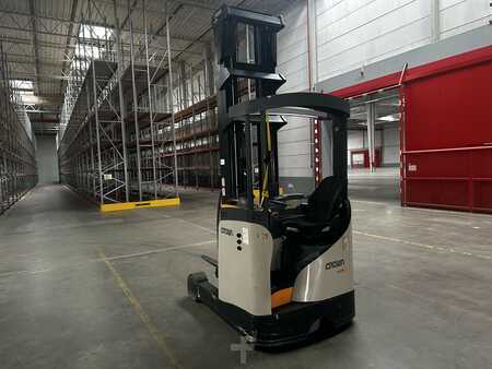 Carrelli retrattili 2020  Crown ESR 5260 (2)
