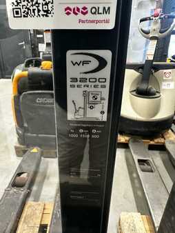 Magasemelésű béka 2023  Crown WF 3000 (2)