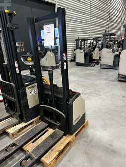 Magasemelésű béka 2023  Crown WF 3000 (4)