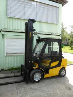 Gázüzemű targoncák 2013  Yale GLP 30 VX (3)