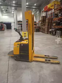 Stacker pedestre 2014  Jungheinrich ERC 212 (1)