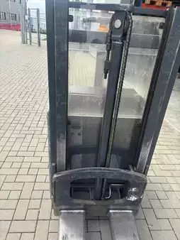 Apilador eléctrico 2013  Crown DT 3040 (2)