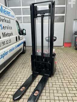 Stacker pedestre 2024  HC (Hangcha) CDD12 (2)