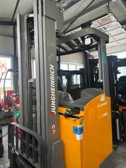 Carretilla retráctil 2018  Jungheinrich ETV C16 (4)