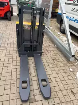 Stoccatori 2014  Jungheinrich EJD-K 18 (3)