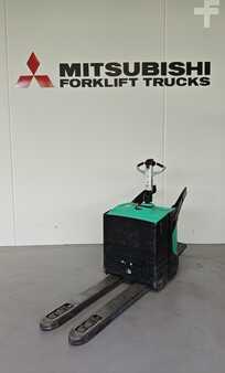 Platform trucks 2018  Mitsubishi PBV20N2 (1)