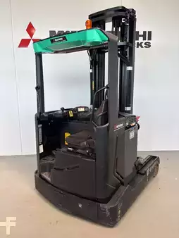 Skyvemast 2015  CAT Lift Trucks RM25N2X (1)