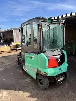 Eléctrica de 4 ruedas 2022  Mitsubishi FB30N-80E (2)