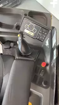 Tolóoszlopos targonca 2022  CAT Lift Trucks NR14N3L (3)