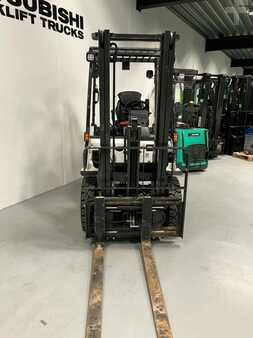 Diesel heftrucks 2023 Mitsubishi FD25N3 (3)