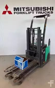 Stapelaars met staplatform 2023  Mitsubishi PBF20N3DR (3)