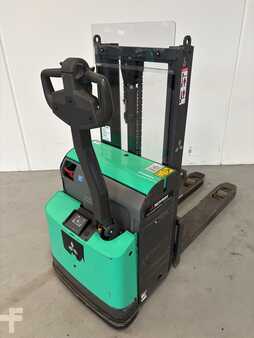 Electric Pallet Trucks 2024 Mitsubishi PBP12N2D (2)