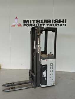 Stapelaars met staplatform 2017  Atlet AJN160 (1)